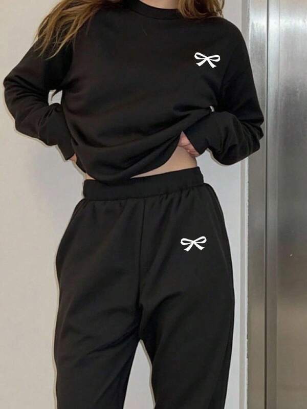 SHEIN 2pcs/Set Tween Girl Casual Minimalist Fashion Classic Bow Graphic Print Crew Neck Thick Long Sleeve Hoodie And Pants Set, Suitable For Autumn/Winter