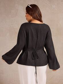 Elegantrix Blusa casual francesa de cuello redondo, cintura ceñida y mangas abullonadas para mujer de talla grande, otoño/invierno - Negro - Ver 2