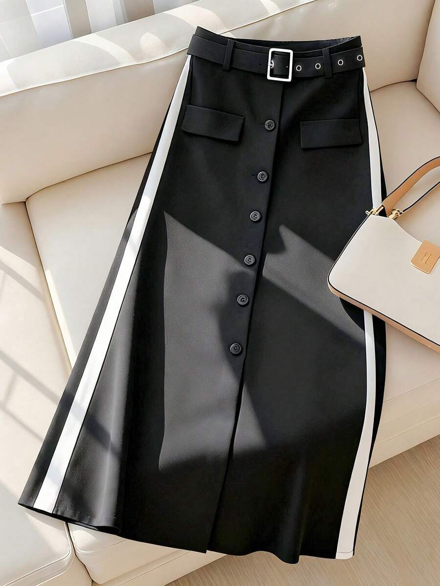 GlowEve Women's Elegant Contrast Color Decor Button Faux Pocket A-Line Skirt - Black and White - View 1