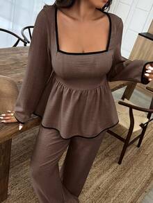 Weeklong Bộ 2 món áo sơ mi tay dài cổ vuông viền bèo nhún cỡ lớn dành cho nữ - màu nâu - Xem 3