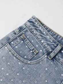 ROMWE Grunge Punk Shorts vaqueros súper cortos con efecto desgastado y adornos de strass para mujer - Azul - Ver 6