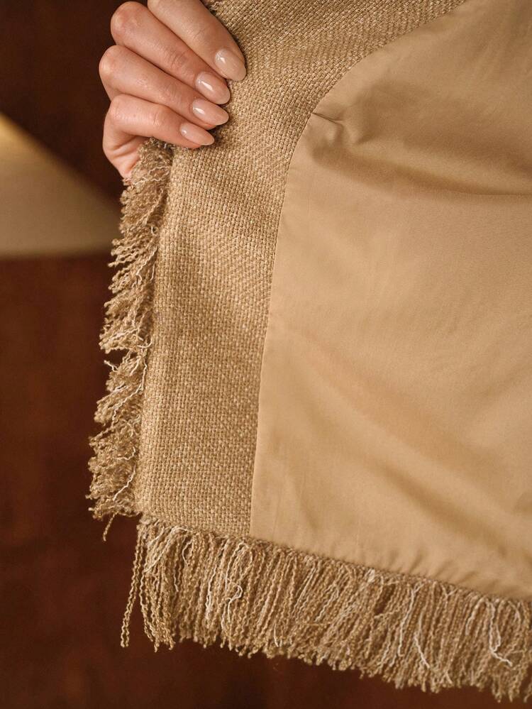 WOMEN'S ELEGANT STRUCTURED TASSEL TRIM JACKET