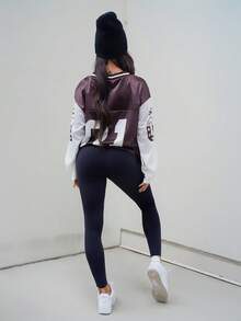 SAYEHFBABY Áo thun nữ cổ điển mùa thu dạo phố đi chơi lễ hội Y2K họa tiết số đồ họa màu nâu cỡ lớn - màu nâu - Xem 2