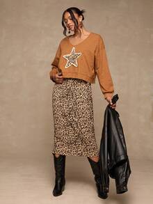 SHEIN VCAY Setelan 2 Potong Atasan Motif Leopard & Bintang dan Rok Motif Leopard Ukuran Besar, Kasual untuk Musim Gugur, Sepatu Bot Western, Rok Motif Leopard, Atasan Motif Bintang - Khaki - View 4