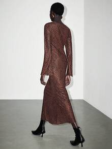 SHEIN LUNE Elegantes, modisches und sexy Damen-Kleid mit V-Ausschnitt, figurbetonter Passform, Leopard Muster und weiten Ärmeln - Rostbraun - Übersicht 2