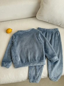 SHEIN 2 件套可爱图案刺绣法兰绒长袖睡衣套装，适合小女孩的舒适睡衣，兄弟姐妹搭配，秋冬 - 淺藍色 - 查看 3