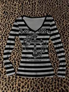 Attitoon 复古朋克风格哥特字母十字黑灰条纹图案 V 领休闲修身长袖 T 恤，百搭机场、复古、性感、可爱、Y2K、椰子女孩、波西米亚风、嬉皮士、音乐节，适合秋冬 - 白色 - 查看 6