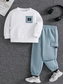 SHEIN 2 件套儿童男孩休闲可爱拼色圆领套头衫和松紧腰慢跑裤针织套装，适合学校、花园、海滩、生日、所有季节（春、夏、秋、冬），羊毛，加厚 - 白色 - 查看 1