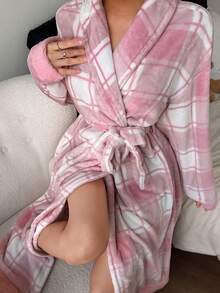 SHEIN 毛绒格纹腰带长袖女士睡袍，秋冬粉色睡袍，女士睡衣浴袍，蓬松舒适 - 粉色 - 查看 1