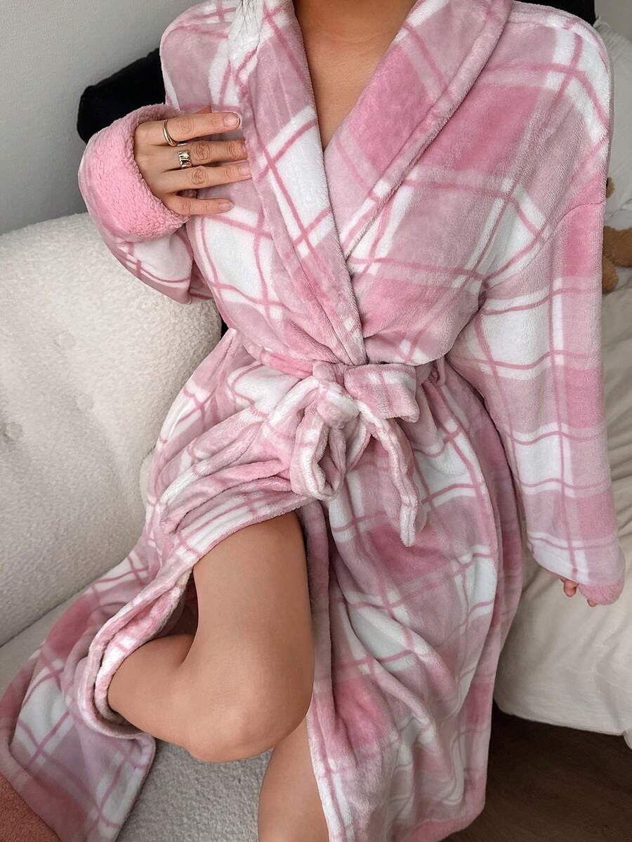 SHEIN 毛绒格纹腰带长袖女士睡袍，秋冬粉色睡袍，女士睡衣浴袍，蓬松舒适 - 粉色 - 查看 1