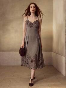 MOTF PREMIUM 女士优雅镂空刺绣吊带裙 - 卡其色 - 查看 5