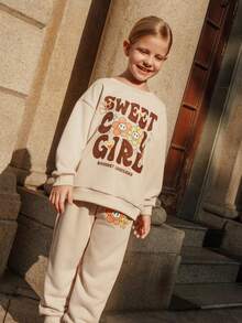 SHEIN Casuvi 儿童女童两件套：花卉字母印花长袖T恤+纯色抽绳休闲运动裤