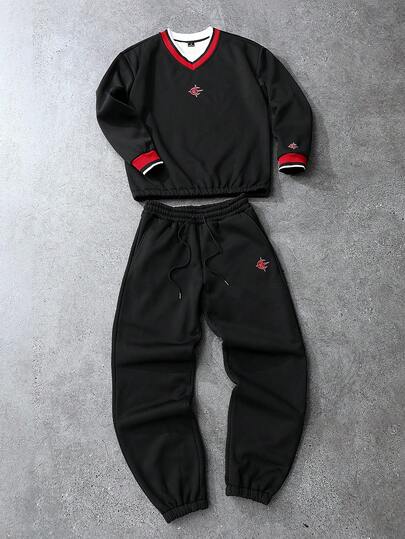 Manfinity EMRG Men's Street Fashion Embroidered Pullover Sweatshirt & Sweatpants Set