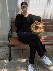 DAZY 女士休闲日常通勤简约百搭纯色落肩宽松 V 领毛衣，秋冬 - 黑色 - 查看 3