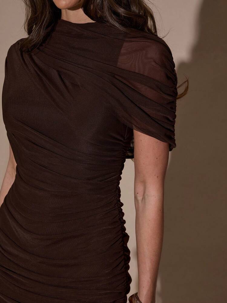 SHEIN BAE فستان ضيق مطوي أنيق، مناسب لحفلات الكوكتيل، المواعيد الرومانسية، التنسيق الطبقي في فصلي الخريف والشتاء، الحفلات، المناسبات الرسمية، عيد الهالوين، عيد الميلاد - بني - مشاهدة 7