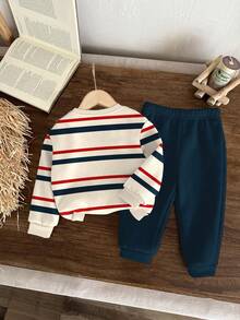 SHEIN Setelan Baju Olahraga Rajut Lembut Leher Bulat Longgar Bergaya Kartun Beruang Garis-garis Kasual Nyaman untuk Bayi Laki-laki, Cocok untuk Musim Gugur/Dingin - MultiWarna - View 3