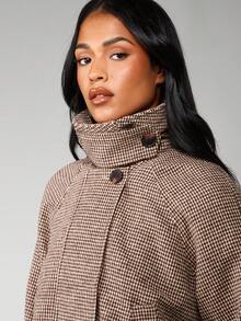 MISSGUIDED 千鸟格高领绗缝外套，适合寒冷天气的冬季外套 - 彩色 - 查看 4