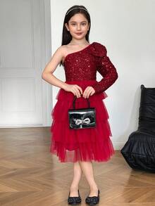 SHEIN Vestido formal con decoración de lazo y hombro oblicuo elegante para niña preadolescente, adecuado para fiestas y banquetes - Rojo - Ver 3