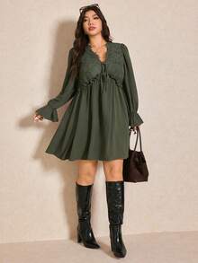 Elaquor Plus Size Casual Solid Color Lace Patchwork Dress, Autumn - Dark Green - View 4
