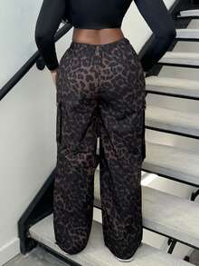 Alexandranx 豹纹工装裤，女式直筒休闲裤 - 黑色 - 查看 2