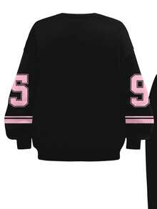 SHEIN 黑粉撞色休闲街头风数字95印花赛车服套装，青少年女孩休闲简约柔软舒适宽松圆领长袖卫衣和裤子两件套运动服，适合秋冬季节，适合日常穿着、运动、校园、街拍、POV等场合，秋冬穿搭轻松舒适，秋冬叠穿，时尚女孩，休闲服饰，儿童数字字母图案服装 - 彩色 - 查看 3