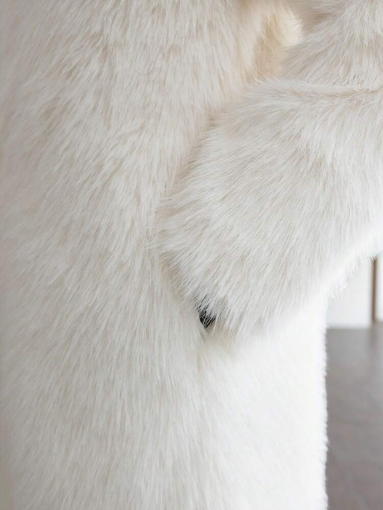 2025 New Arrival Autumn/Winter Apparel, Modern Urban Style, Beige Soft Faux Fur Fabric, Loose H-Line, Women Coat , Round Neck, Casual Commute, Pockets, Milky White Outerwear, Daily Wear, Autumn/Winter Faux Fur Coat, Suitable For Halloween, Christmas, Thanksgiving, Valentine's Day, Holiday, Fashionable And Versatile Popular Women Faux Fur Coat