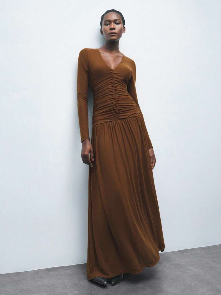 SHEIN Maija 2025 Women's Solid Color Long Sleeve Elegant V-Neck Ruched Dress, Winter Dress, Autumn Clothes , Halloween Costumes, Halloween Cosplay, Christmas Party , New Year Clothes , New Year Women,Thanksgiving Outfit For Women Long Brown Dress Long Dress With Sleeves Bronze Dress Earth Tone Dress