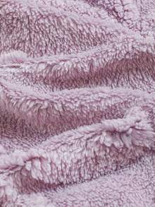 2 件套少女毛绒柔软家居睡衣套装，时尚可爱刺绣蝴蝶结长袖上衣搭配浅紫色提花蝴蝶结直筒裤，休闲宽松秋冬家居服