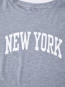 SHEIN Explorewe Conjunto de chaqueta con capucha con cremallera de felpa, camiseta gráfica y pantalones acampanados de felpa para niña preadolescente - Gris - Ver 5