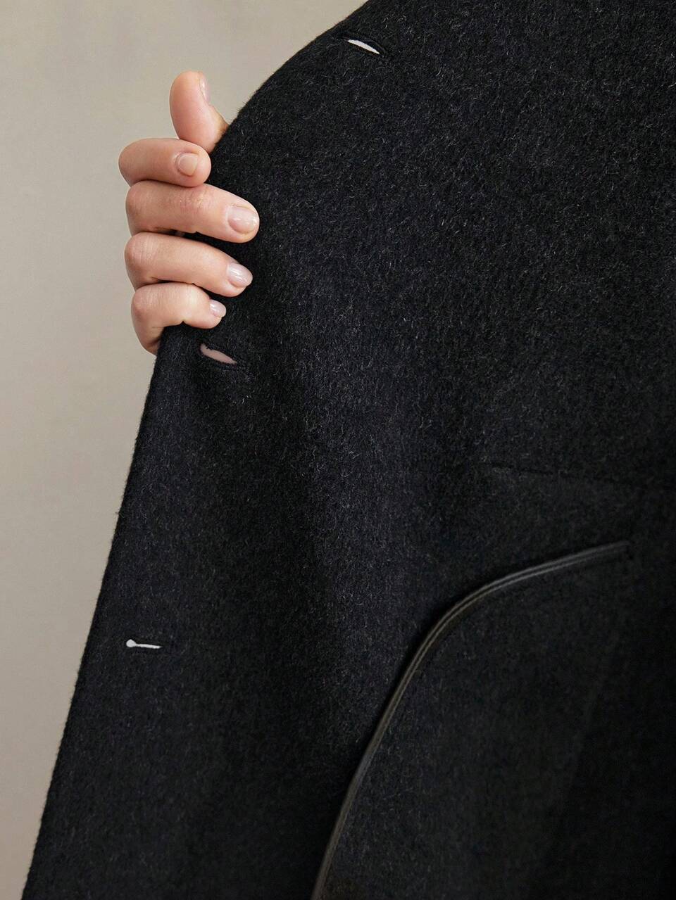 2026 Spring/Summer New Women's Solid Color Double-Breasted Elegant Long Sleeve Coat