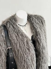 SHEIN PETITE 粉色鸵鸟仿皮草大衣 - 灰色 - 查看 4