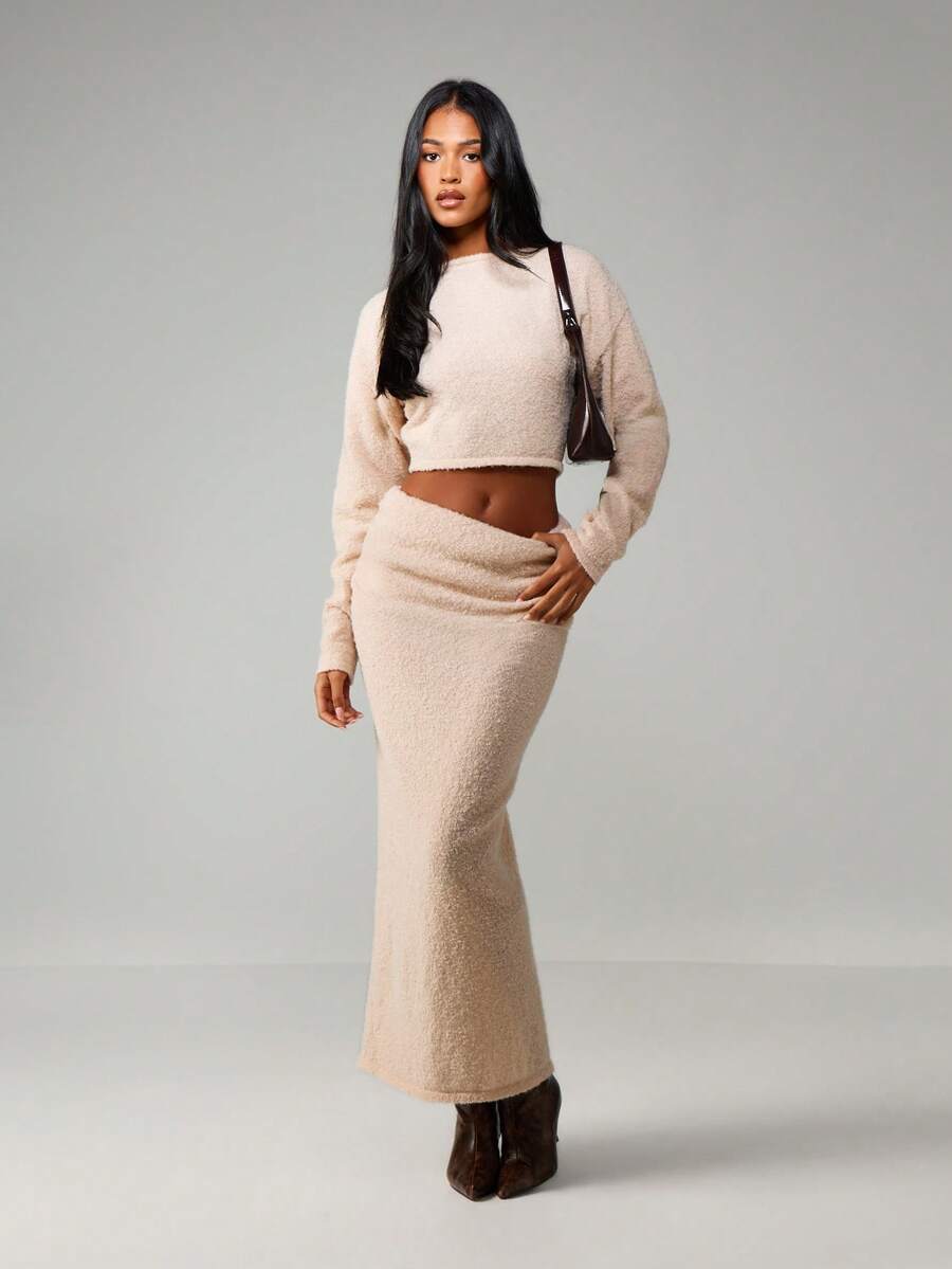 MISSGUIDED Conjunto de punto acogedor de dos piezas con suéter corto y falda maxi para otoño e invierno - Beis - Ver 1