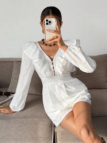 SHEIN Frenchy Salopetă casual pentru femei cu tiv cu volane, mâneci tip felinar și design cu nasturi