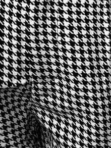 SHEIN Clasi Women's Houndstooth Pocket Pleated Loose Casual Shorts - Black and White - View 3