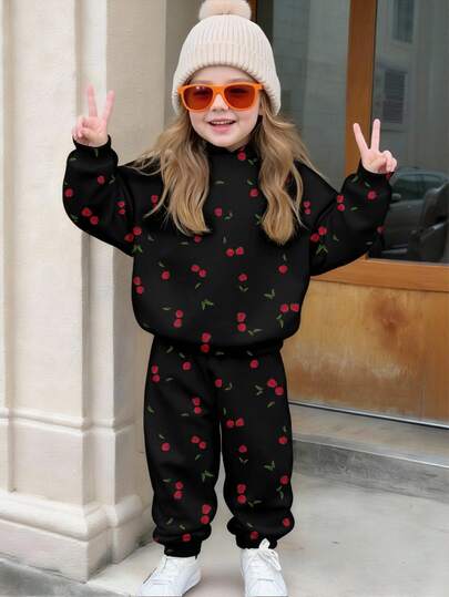 SHEIN Explorewe Young Girls Casual Fashion Creative Cherry Pattern Print Hoodie Sweatshirt And Sweatpants Set, Suitable For Autumn
