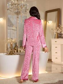 LuxeNights 女士纯色及豹纹提花天鹅绒上衣及裤子睡衣套装，秋冬季服装