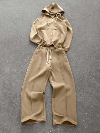 Manfinity Roghcode Set trening casual pentru bărbați, culoare solidă, cu glugă și pantaloni de trening, set din două piese, maro, kaki