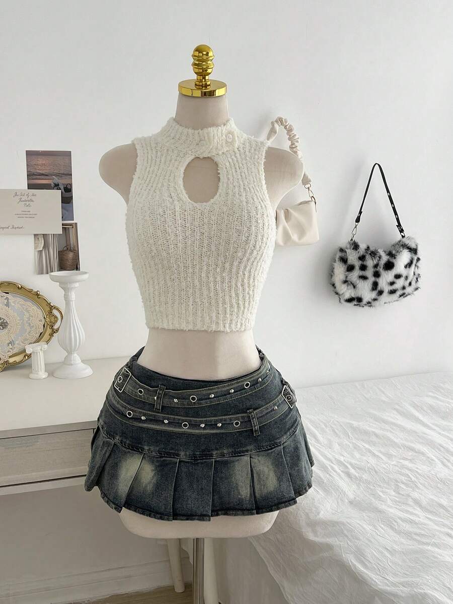 SHEIN Unity Women's Sexy Keyhole Neck Fluffy Knit Sweater Vest - White - View 1