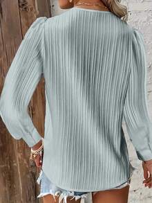 SHEIN LUNE Blusa elegante de manga larga con cuello en V y encaje de contraste para mujer talla grande - Celeste - Ver 2