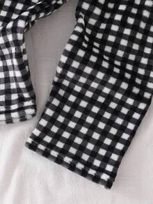 SHEIN 2件套女童毛绒格子长袖上衣和裤子休闲舒适柔软睡衣套装 - 黑色 - 查看 7