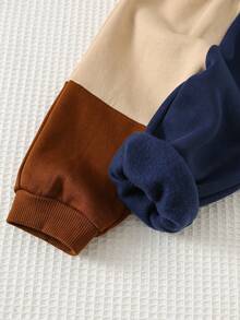 Cozy Pixies 2 Stücke Baby Jungen Set mit Buchstaben-Muster Kontrast-Farbpullover Sweatshirt und Jogginghose mit elastischem Bund, thermisch gefüttert und warm - Khaki - Übersicht 7