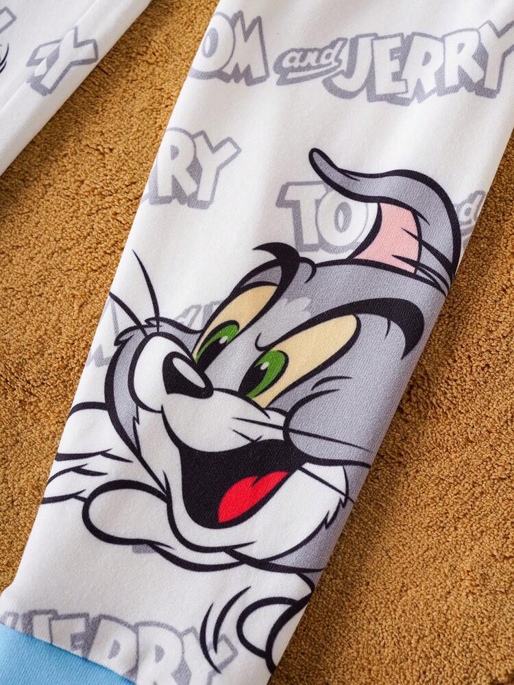 TOM & JERRY X SHEIN مجموعة بيجامة كاجوال مكونة من ملابس علوية بأكمام طويلة وبنطال ذات نمط كرتوني للأولاد، بتصميم ألوان متباينة، قطعتان، مناسبة للارتداء اليومي وبخصر مطاطي - ازرق وابيض - مشاهدة 6