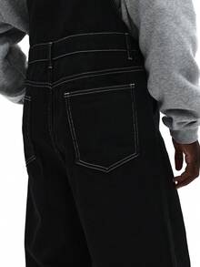 SUMWON 宽松版型牛仔背带裤，撞色缝线，可调节肩带，打造休闲街头风格