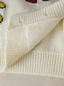 SHEIN Girls & Teens' Jacquard Knit Cardigan, V-Neck Button Contrast Color Long Sleeve, Apricot Cartoon Face & Letter Jacquard Pattern, Casual Loose Street Style Knitted Outerwear Cute Cardigan Children Cardigan Button Up Sweater Tween Sweater Kids Clothes - Beige - View 4