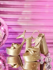 CUCCOO LuxiPop 女士户外圆头粗高跟防水台金色 PU 皮革时尚简约舒适日常派对凉鞋带踝带 - 金色 - 查看 3