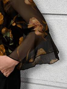 EMERY ROSE Plus Size Women Floral Print Round Neck Flare Sleeve Loose Blouse - Yellow - View 3