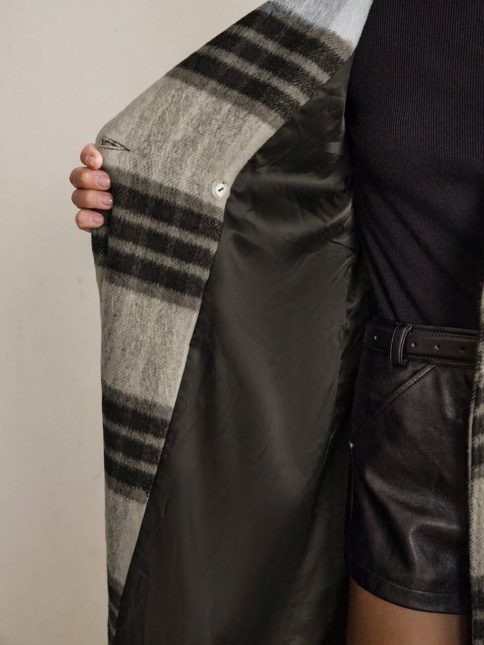 2025 Women's Grey Plaid Woolen Blend Loose Fit Blazer Jacket With Pockets,Autumn Elegant Office Wear,Modern Urban Business Casual Winter Long Coat