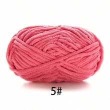 1包天鹅绒柔软纱线，约50克/包，60米/包，手工DIY中等粗细针织纱线，蓬松柔软的涤纶针织纱线，适合DIY工艺品、针织和钩编围巾、帽子、鞋子、包包、垫子、玩偶、毯子、拖鞋、手工钩编项目（随机包装） - 彩色 - 查看 35