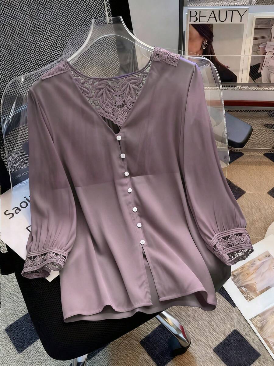 Franclia 女式休闲优雅百搭纯色V领蕾丝边袖口衬衫 - 淺灰紫 - 查看 1