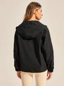 Exploreva Chaqueta cortavientos casual con capucha negra para exteriores - Negro - Ver 5